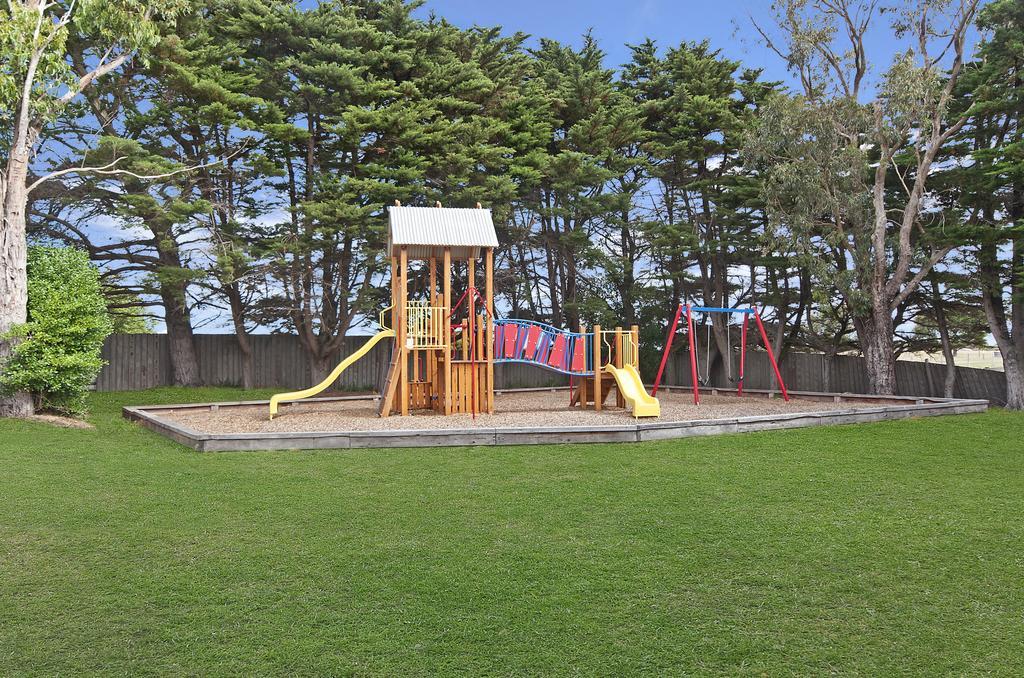 Gum Tree Caravan Park Port Fairy Room photo