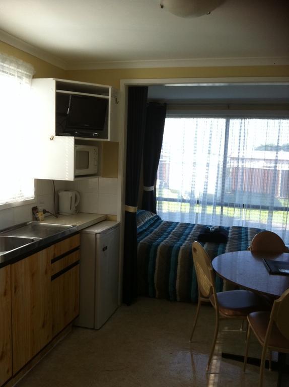 Gum Tree Caravan Park Port Fairy Exterior photo